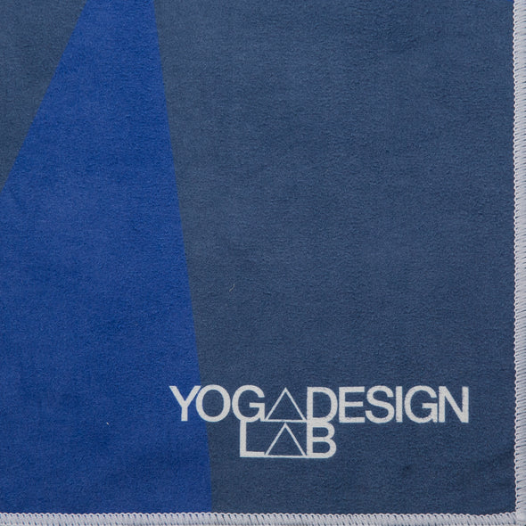 Yoga Design Lab Serviette Power Grip Mat Géo Bleu