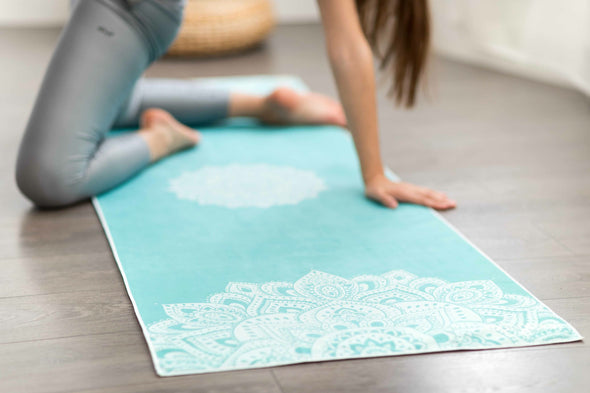 Combo Yoga Mat: 2-in-1 (Mat + Towel) - Mandala Turquoise - Lightweight,  Ultra-Soft